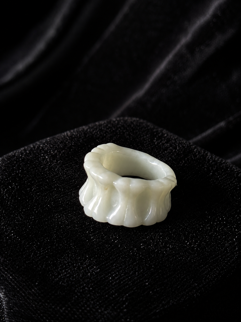 Sculpted Bone Jade Ring