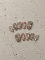 Nude Crystal Clover