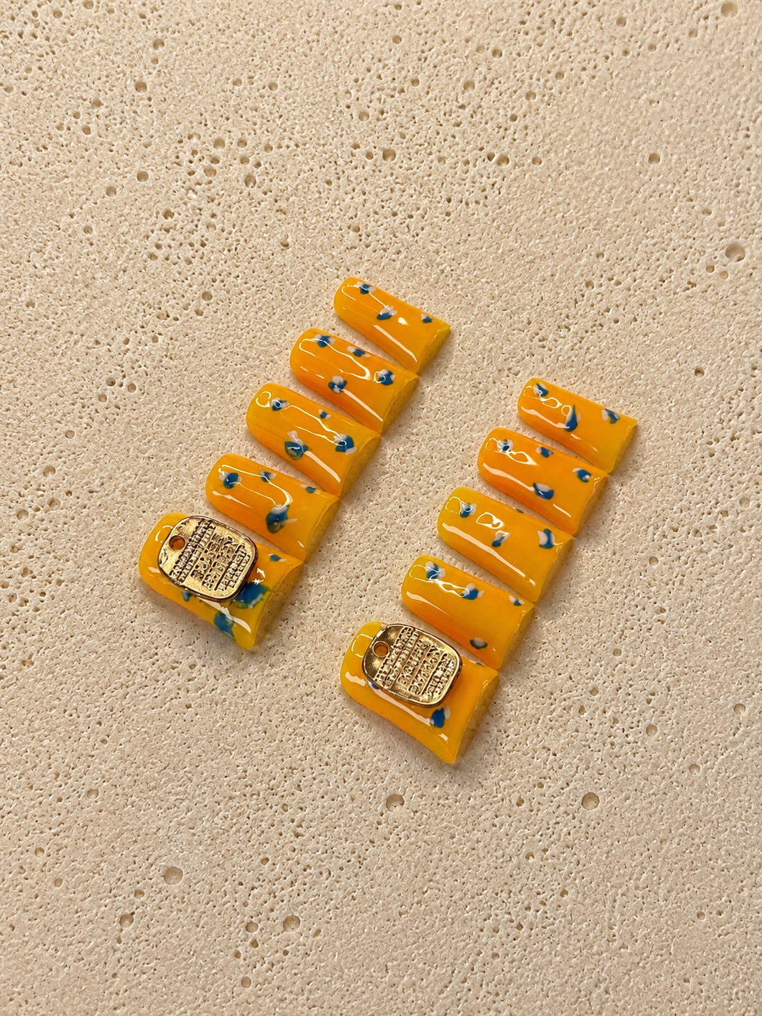 Lemon Graffiti Tag